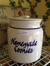 "Homemade Cookies" cookie jar