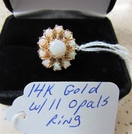 14K Gold & Opal Ring