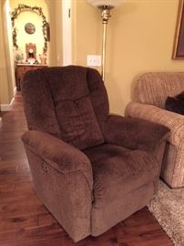 New Electric Lazy Boy Recliner