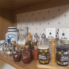 Various vintage Salt 'n Pepper shakers