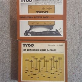 Train Power Pac and Accessories