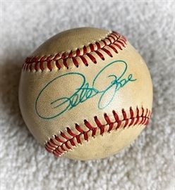 Baseball signed by Pete Rose. 