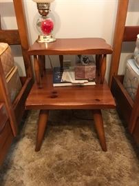 #40	Franklin Shockey Co. pine hand Burnish night stand open top 18x19x21	 $30.00 	
