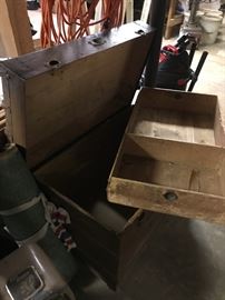 #134	Trunk wood w tray 	 $75.00 	