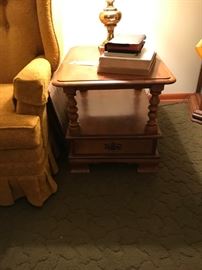 #51	ethan allen (2) end table w 1 drawer 21x27x20  2@100 ea	 $200.00 	