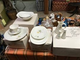 #158	Iroquois Impromptu china 51 pcs.	 $125.00 	