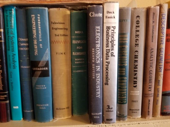 Vintage books. Calculus, analytical  geometry, algebra, electronics technology and  More.