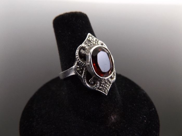 .925 Sterling Silver Art Nouveau Faceted Red Garnet Ring Size 6
