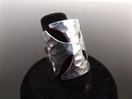 .925 Sterling Silver Grand Cross Ring Size 7
