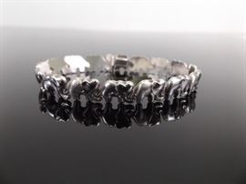 .925 Sterling Silver Elephant Link Bracelet
