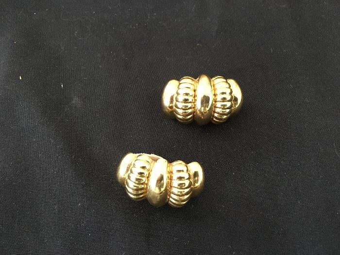 Bulky 18 K earrings