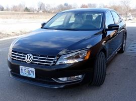 2013 Volkswagen Passat SEL Premium 4D Sedan Passenger Car, 51,145 Miles, V6 3.6L, Keyless Entry, NAV, Bluetooth, Fender Sound, Automatic, VIN # 1VWCM7A35DC010270