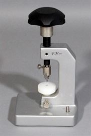 FM NH Bench Watch Opener/Case Back Press