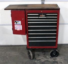 Craftsman Locking 12 Drawer Rolling Tool Box and Contents