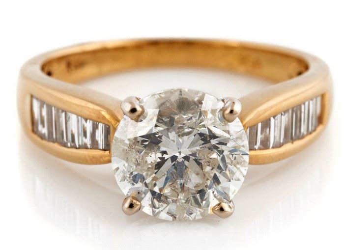Large 2 ct diamond, 18k yellow gold ring