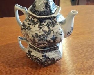 Tea Pot with Candle Department