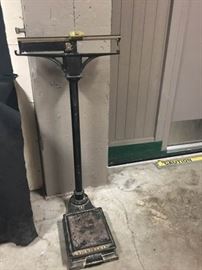 W  T Avery Cast Iron Scale