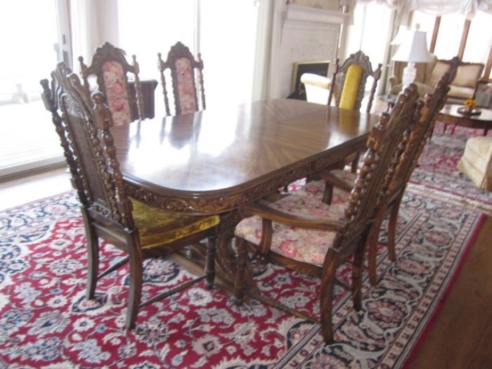 Spanish Dining Table & Seating