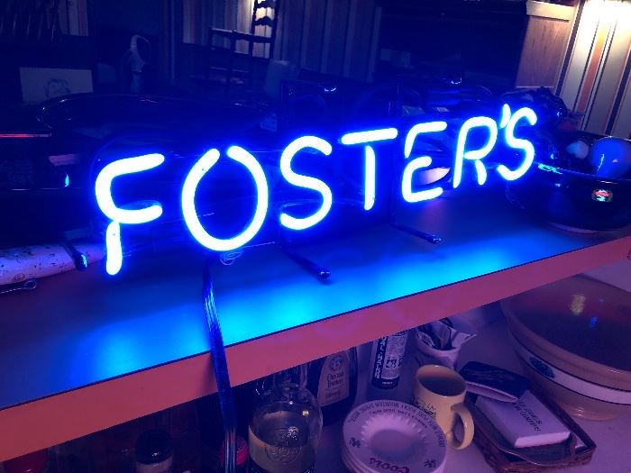 Love a little lager? Check out this cool neon.