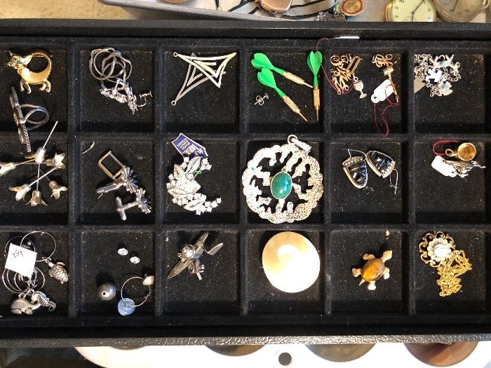 Bits of jewelry