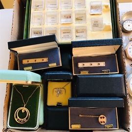 Selling as a “lot” we have a group of birthstone jewelry complete with the stones