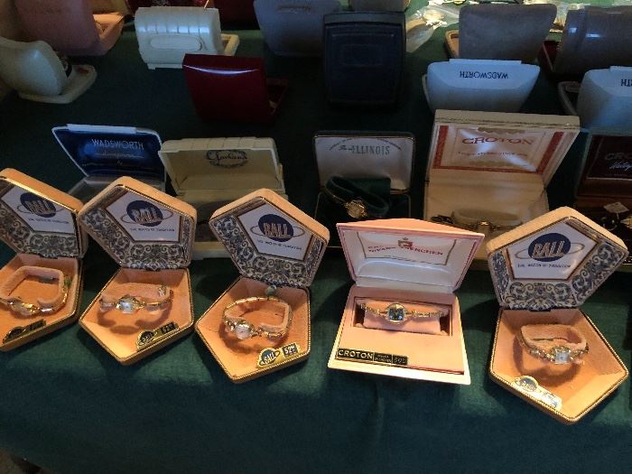Vintage watches are BACK!