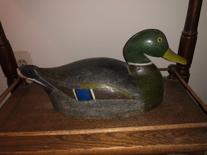 Sweet vintage hand carved duck signed in from Iowa