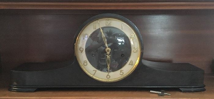 Antique Wind-Up Mantel Clock with Key