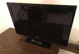 LG FLAT SCREEN TV