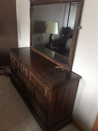 Bedroom set pic #1