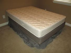 Sealy Posturepedic  1st Impression Plush pillow top QUEEN mattress and box springs