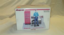 Snap-On Mechanical Bank