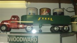 Tonka Toys Antique Steel Hauler Truck