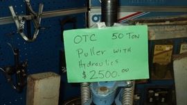 OTC 50 Ton Puller