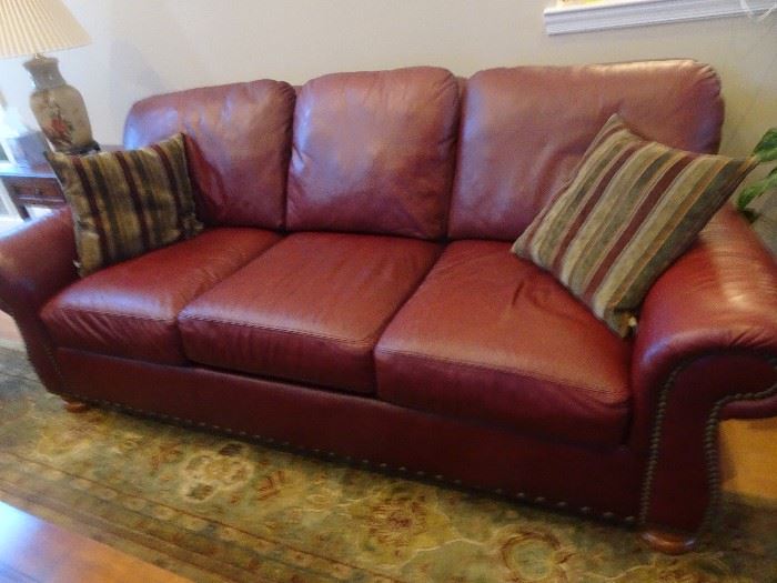 Flex Steel Leather Sofa =  92"L X  47"D X  36"h