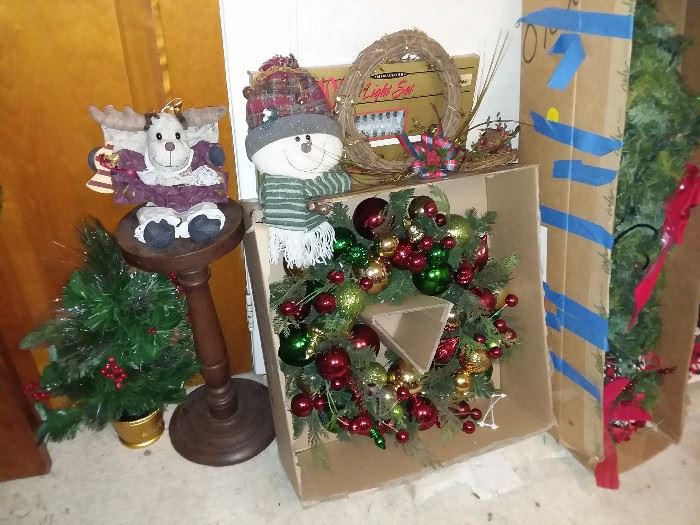 Assorted Christmas Decorations (Vintage & Contemporary)