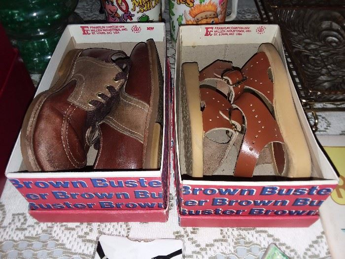 Vintage Buster Brown Shoes W/ Box