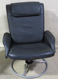 Swivel recliner