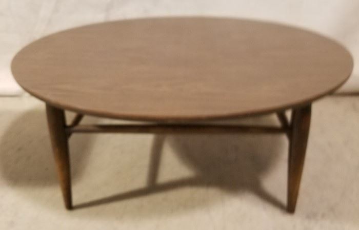 Lane round coffee table