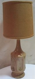 Pottery table lamp