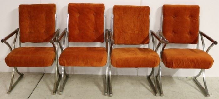 Matching set of arm chairs