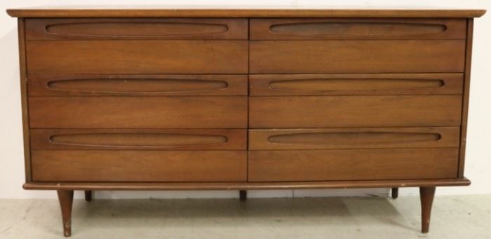 American of Martinsville 6 drawer dresser