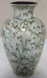 Stangl pebblestone art pottery vase