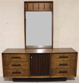 Lane rosewood inlaid dresser with mirror