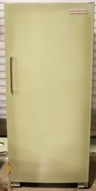 Hotpoint avocado fridge - new old stock