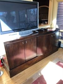 R & G Custom Built Furniture