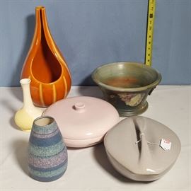 Pottery Hull Continental Weller Roseville Haeger Etc