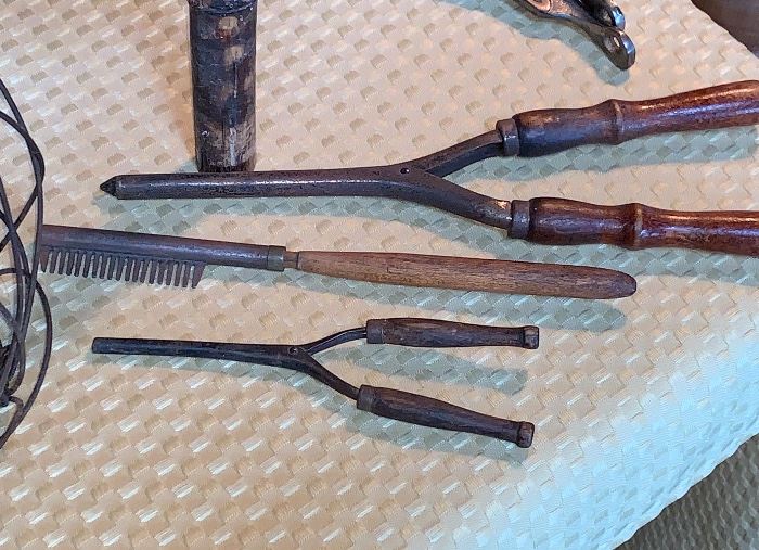  Vintage curling irons