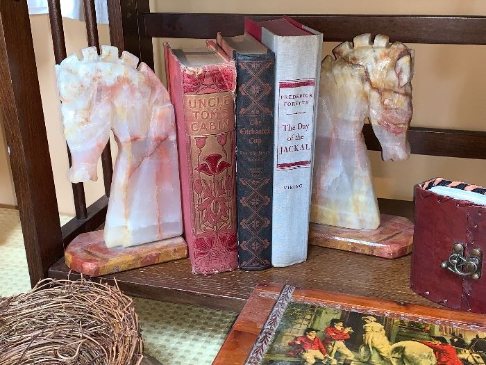 Marble horse head bookends and  vintage books
