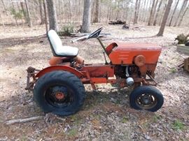 Power King 1614 Tractor(1970's)